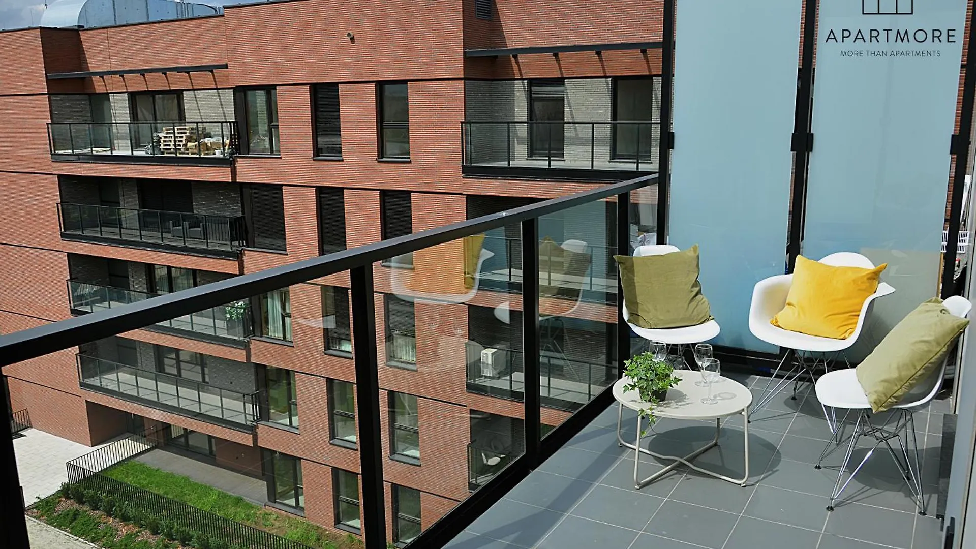 Aparthotel City Center - Amber Sky Apartments By Apartmore Gdansk Poland