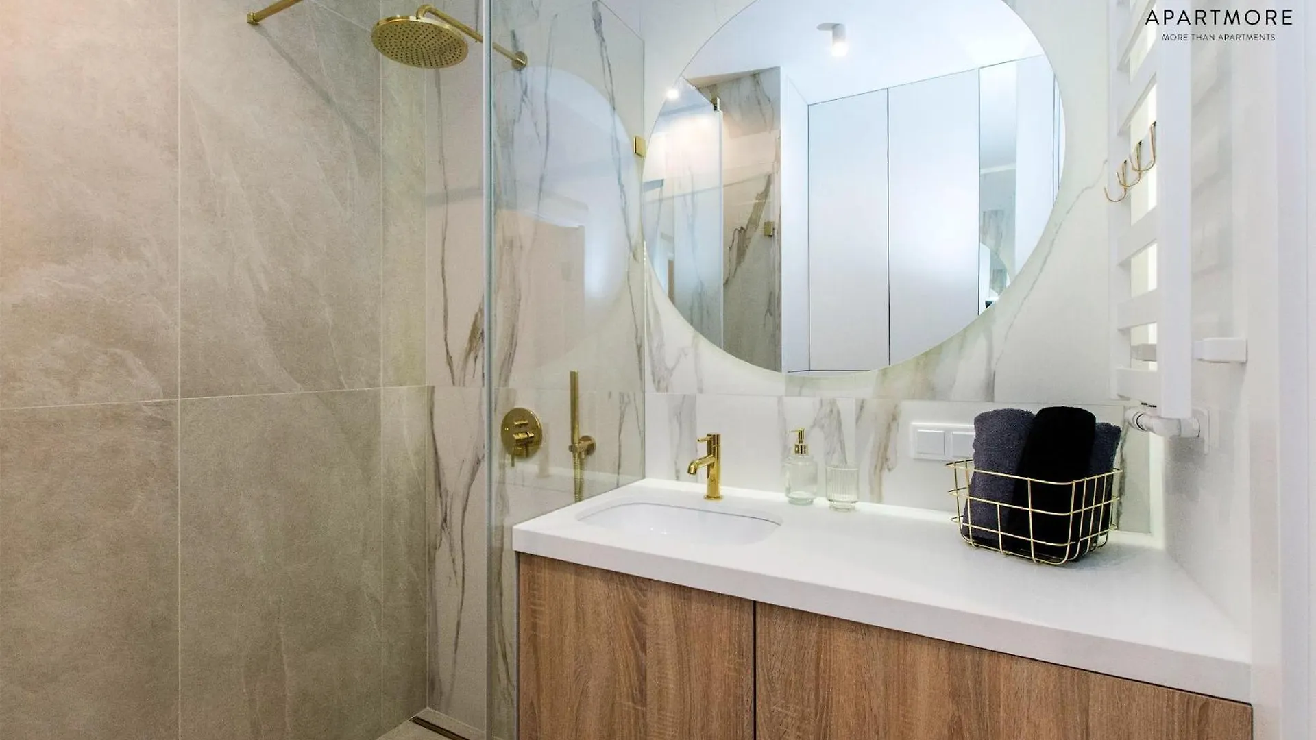 City Center - Amber Sky Apartments By Apartmore Gdańsk 0*,  Polska